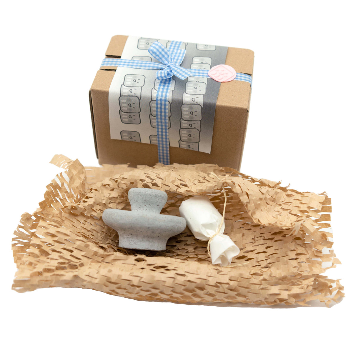 Moon Spring candle gift box with protective paper packaging