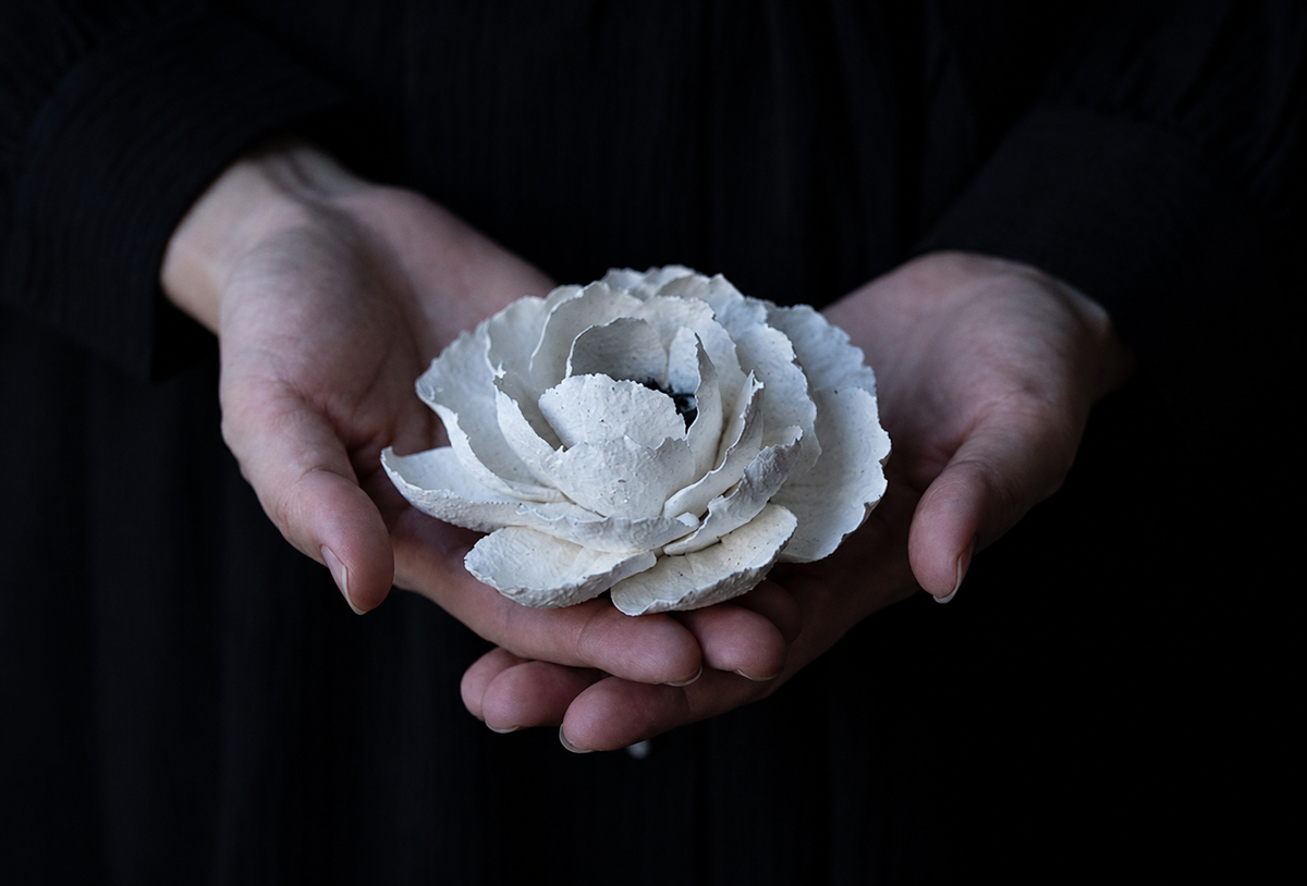 Caijitang white ceramic camellia incense holder, alternate product view 3