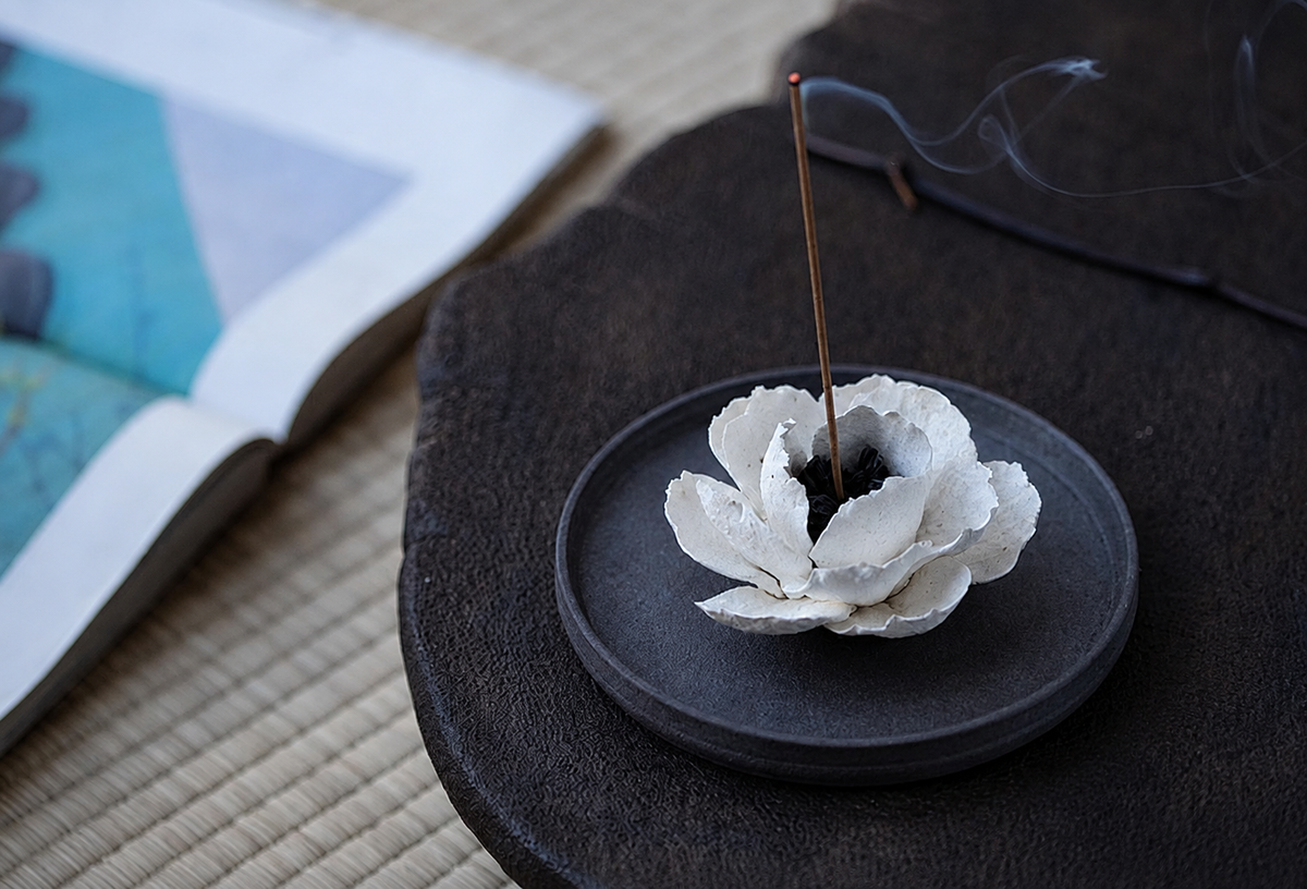 Caijitang white ceramic camellia incense holder, alternate product view 14