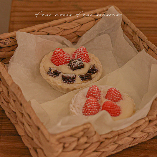 Four Meals Snow Country strawberry cake candle, alternate product view 1
