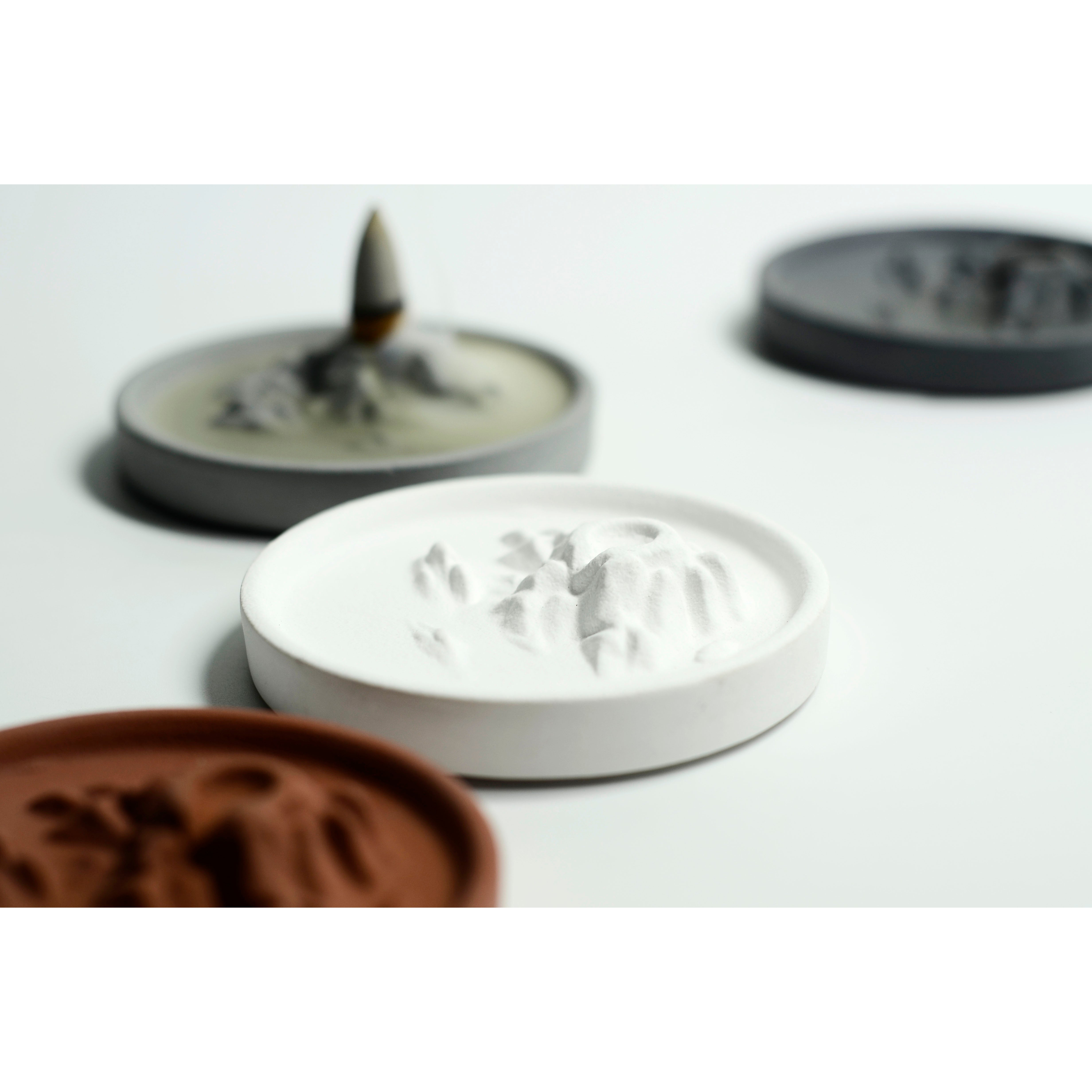 Yunyu Island concrete backflow incense burner and tray